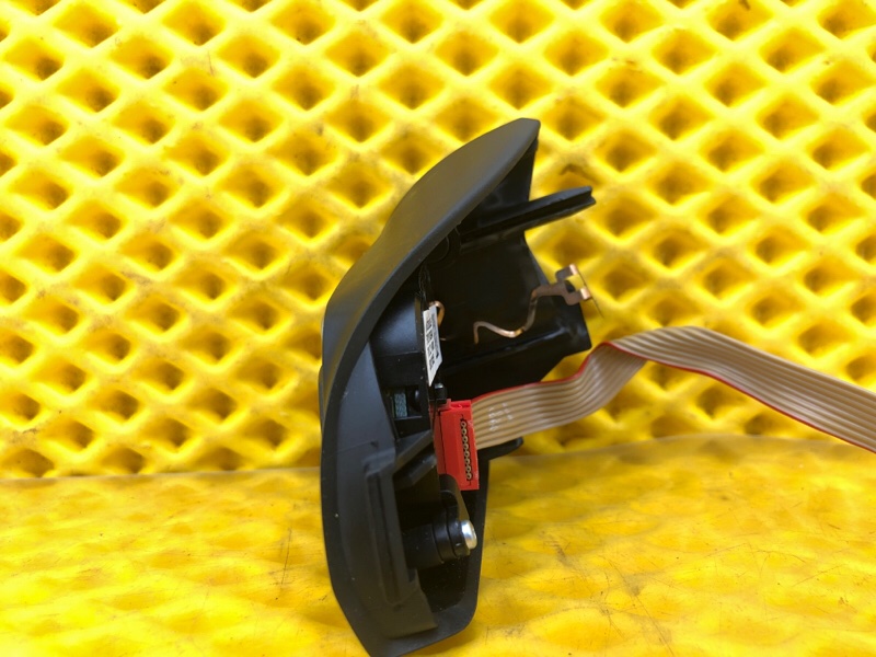 Кнопки руля справа Volkswagen Tiguan 2013 5N1