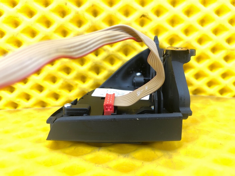 Кнопки руля справа Volkswagen Tiguan 2013 5N1