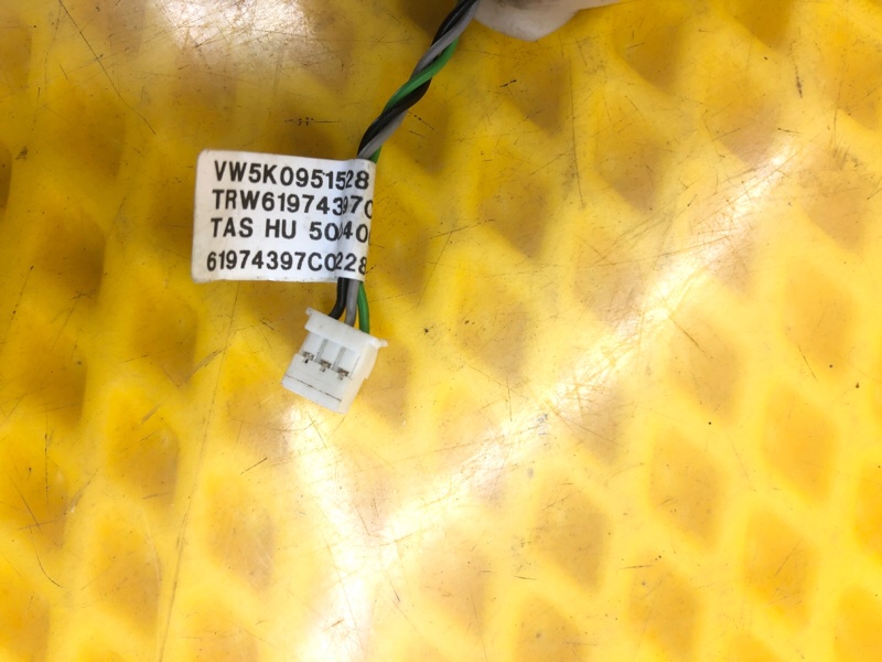 Подрулевой переключатель Volkswagen Tiguan 2013 5N1
