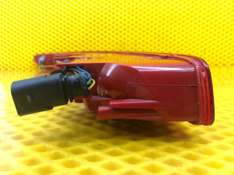 Фонарь задний правый Audi Q7 2014 4LB