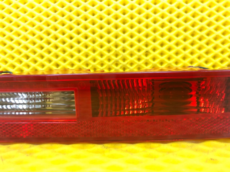 Фонарь задний правый Audi Q7 2014 4LB