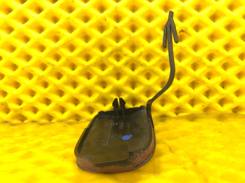 Заглушка буксировочного крюка Audi Q7 2014 4LB