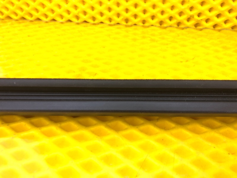 Уплотнитель двери задней левой Mercedes-Benz S-Class 2014 W222