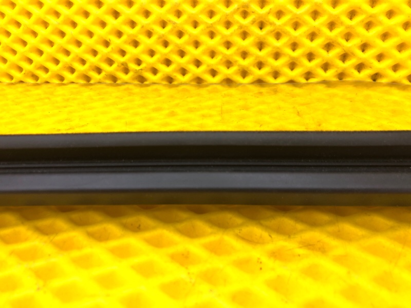 Уплотнитель двери задней левой Mercedes-Benz S-Class 2014 W222