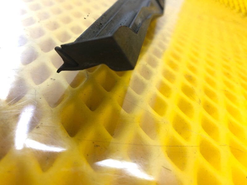 Уплотнитель двери задней левой Mercedes-Benz S-Class 2014 W222