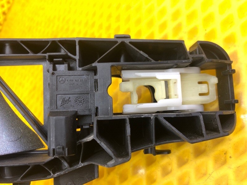 Кронштейн ручки задней левой двери Mercedes-Benz S-Class 2014 W222