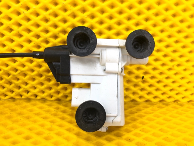 Доводчик двери Mercedes-Benz S-Class 2014 W222