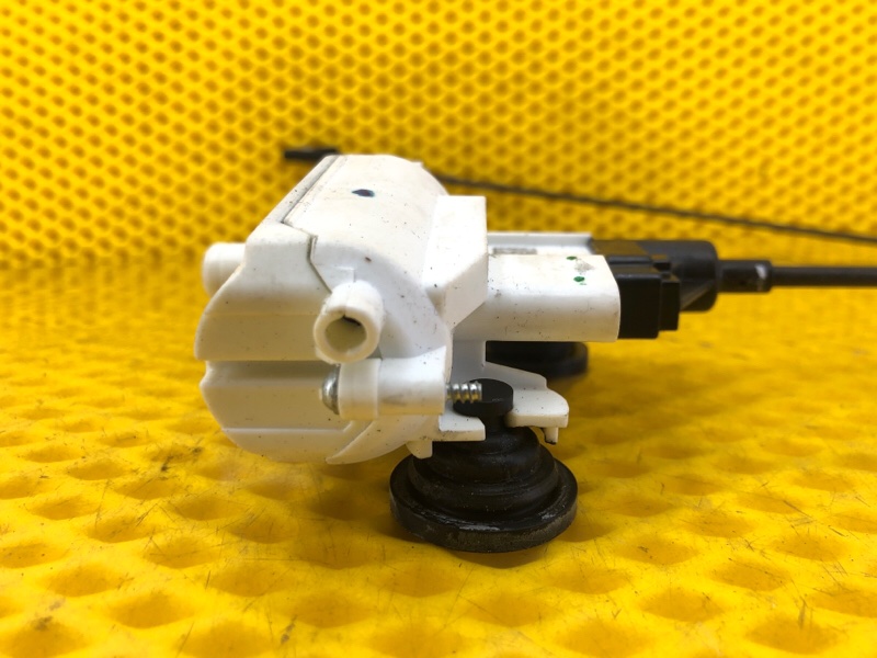 Доводчик двери Mercedes-Benz S-Class 2014 W222