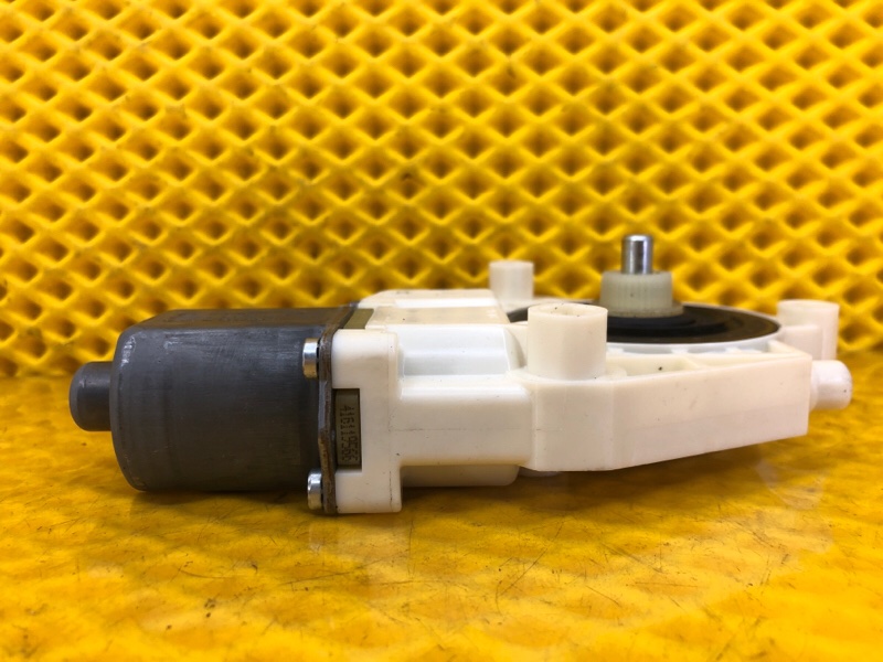 Моторчик стеклоподъемника задней левой двери Mercedes-Benz S-Class 2014 W222