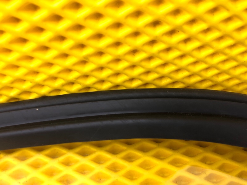 Уплотнитель двери задней левой Mercedes-Benz S-Class 2014 W222