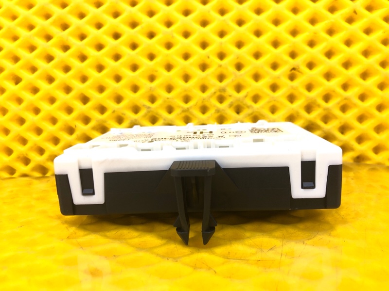 Блок управления двери Mercedes-Benz S-Class 2014 W222