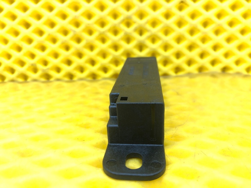 Антенна бесключевого доступа Mercedes-Benz S-Class 2014 W222