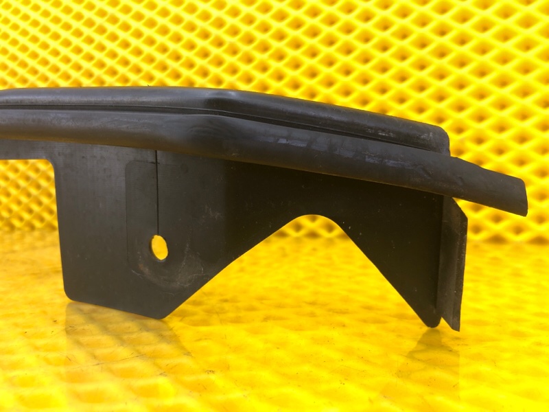 Уплотнитель двери задней Mercedes-Benz S-Class 2014 W222