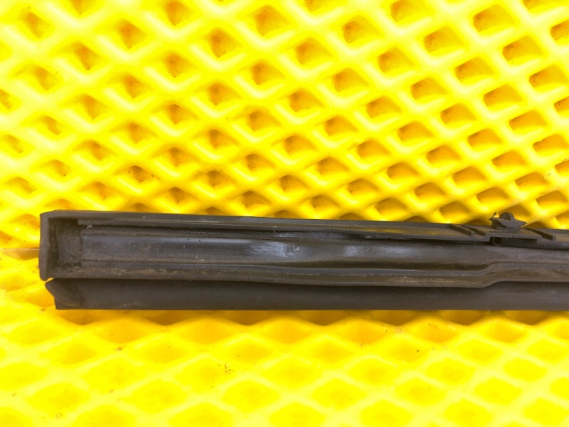 Уплотнитель двери задней Mercedes-Benz S-Class 2014 W222