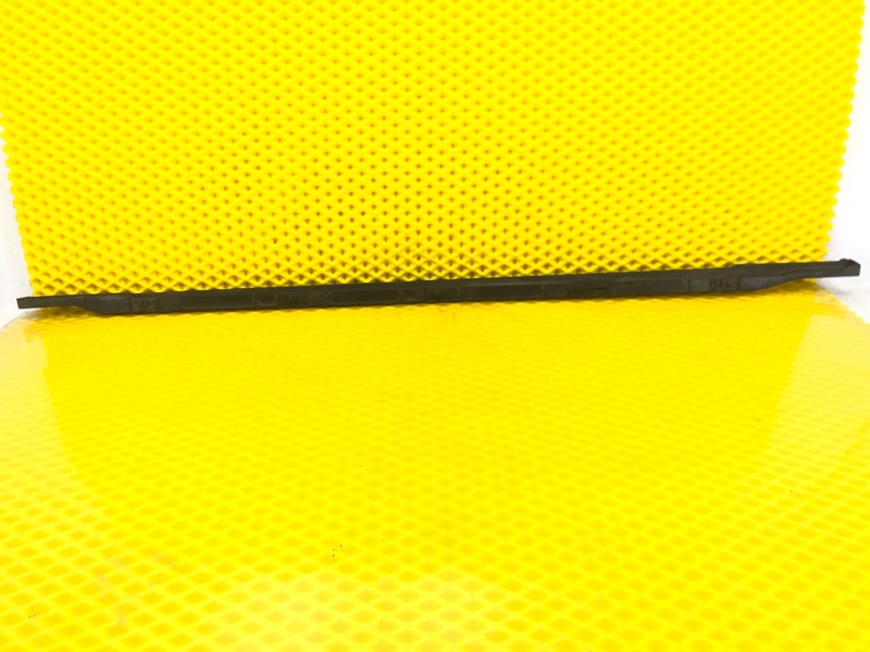 Уплотнитель двери задней Mercedes-Benz S-Class 2014 W222