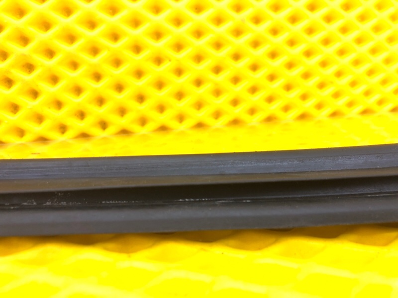 Уплотнитель двери задней Mercedes-Benz S-Class 2014 W222