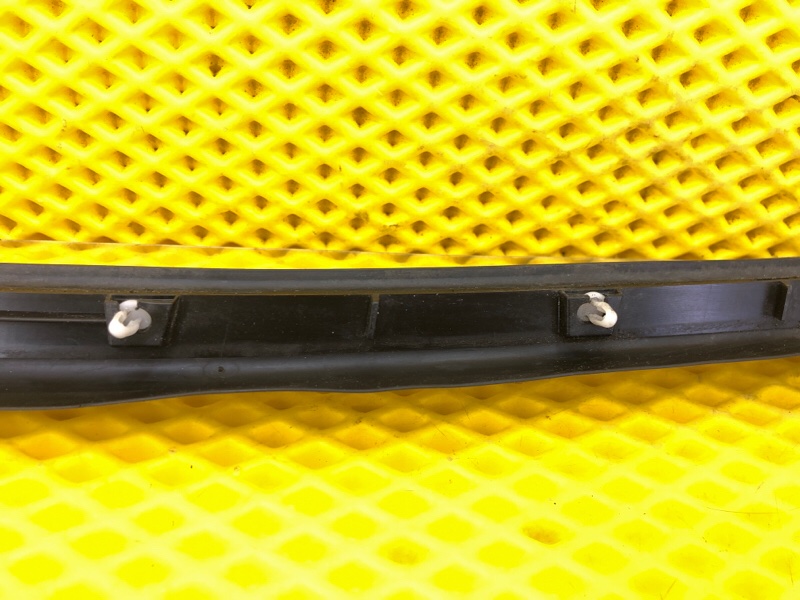 Уплотнитель двери задней Mercedes-Benz S-Class 2014 W222