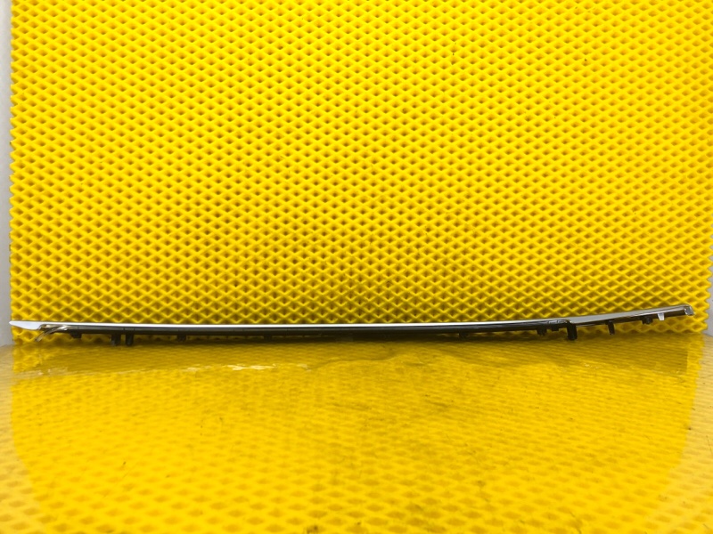 Накладка декоративная задней правой двери Mercedes-Benz S-Class 2014 W222