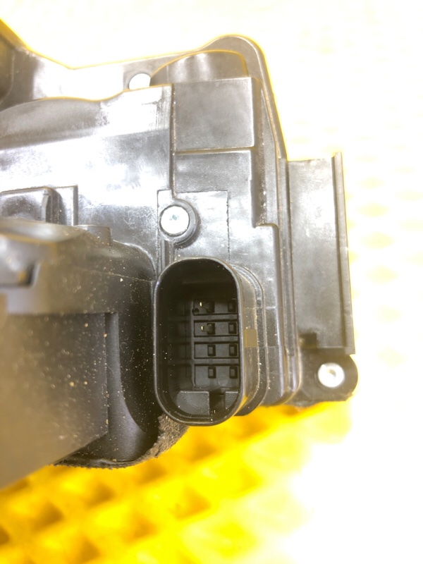 Замок двери Mercedes-Benz S-Class 2014 W222