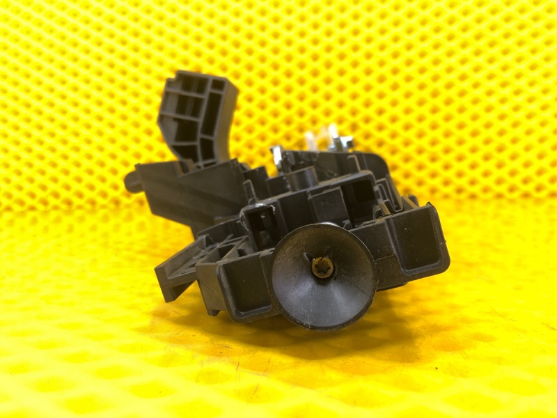 Кронштейн ручки двери Mercedes-Benz S-Class 2014 W222