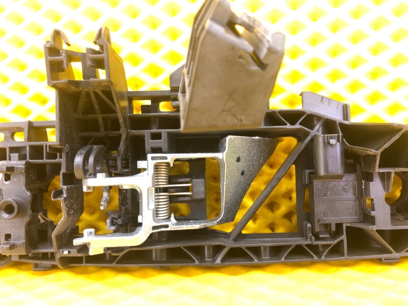 Кронштейн ручки двери Mercedes-Benz S-Class 2014 W222