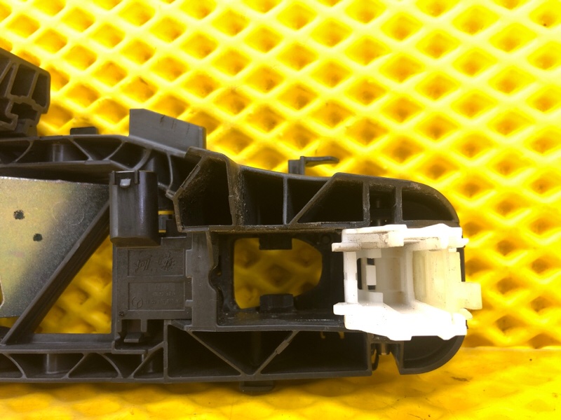 Кронштейн ручки двери Mercedes-Benz S-Class 2014 W222