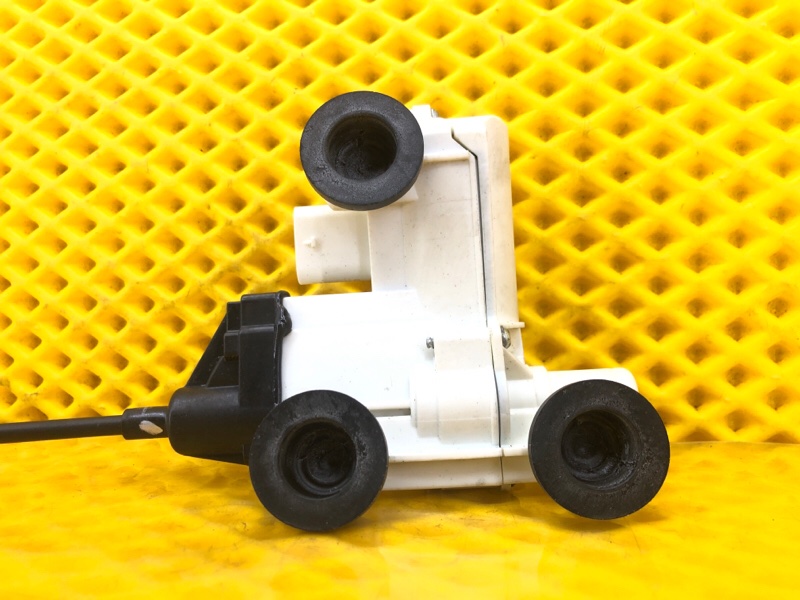 Доводчик двери Mercedes-Benz S-Class 2014 W222