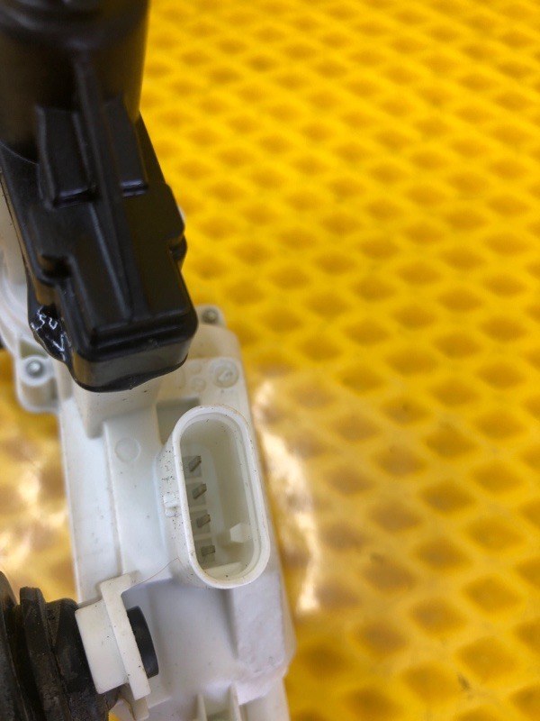 Доводчик двери Mercedes-Benz S-Class 2014 W222