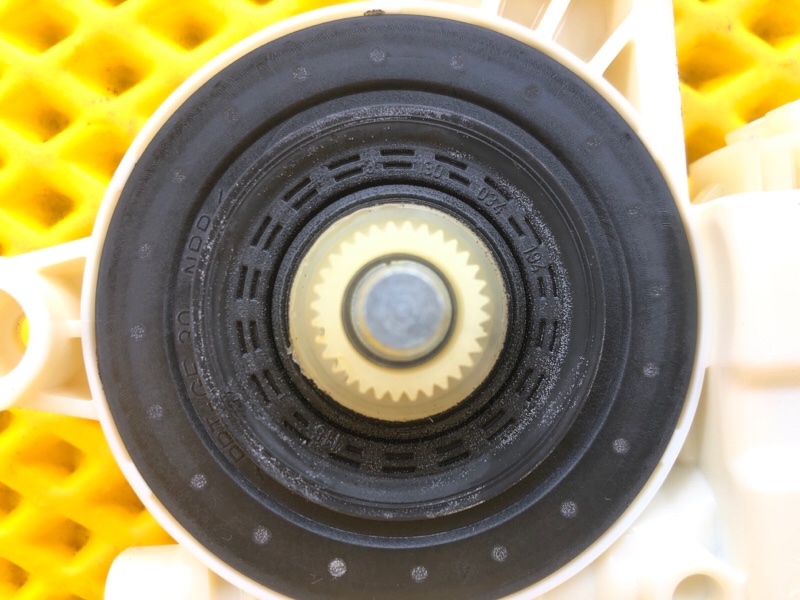 Моторчик стеклоподъемника задней правой двери Mercedes-Benz S-Class 2014 W222