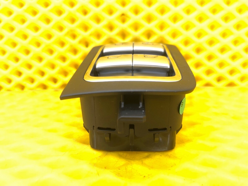 Блок кнопок стеклоподъемников Mercedes-Benz S-Class 2014 W222