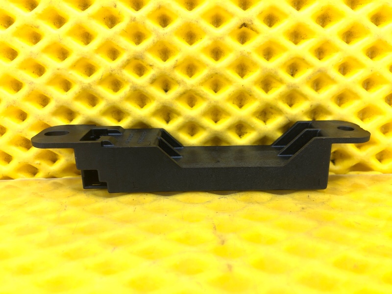 Антенна бесключевого доступа Mercedes-Benz S-Class 2014 W222