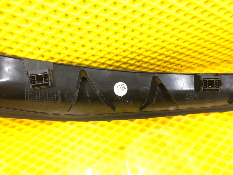 Обшивка багажника левая Mercedes-Benz S-Class 2014 W222