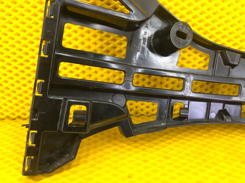 Кронштейн бампера Mercedes-Benz S-Class 2014 W222