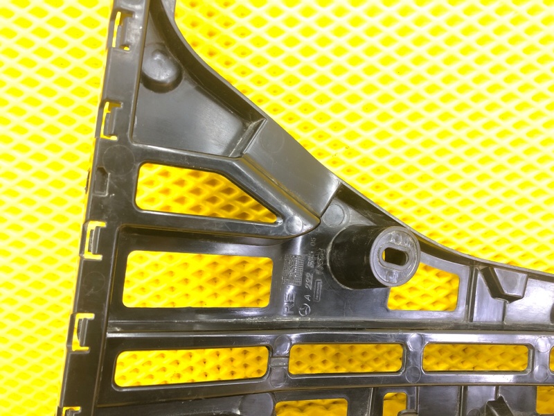 Кронштейн бампера Mercedes-Benz S-Class 2014 W222