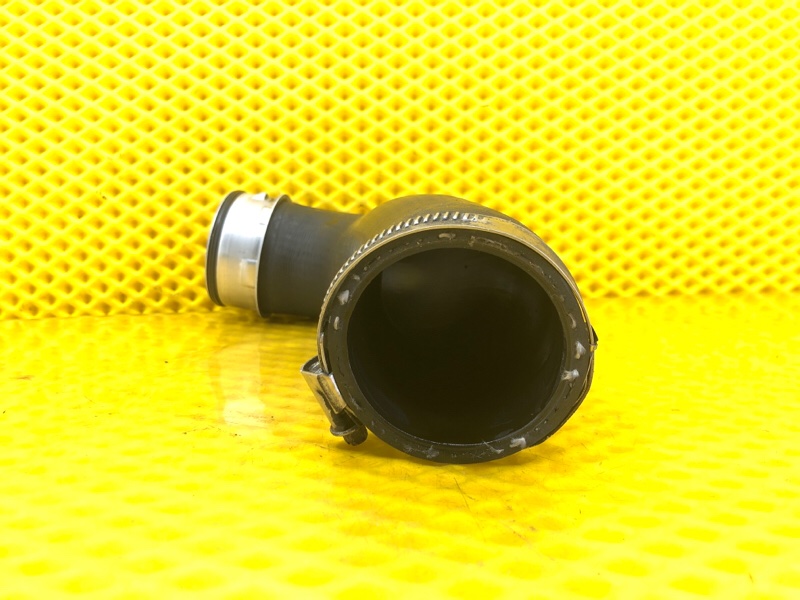 Патрубок интеркулера Volkswagen Tiguan 2013 5N1