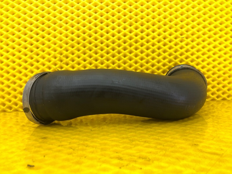 Патрубок интеркулера Volkswagen Tiguan 2013 5N1