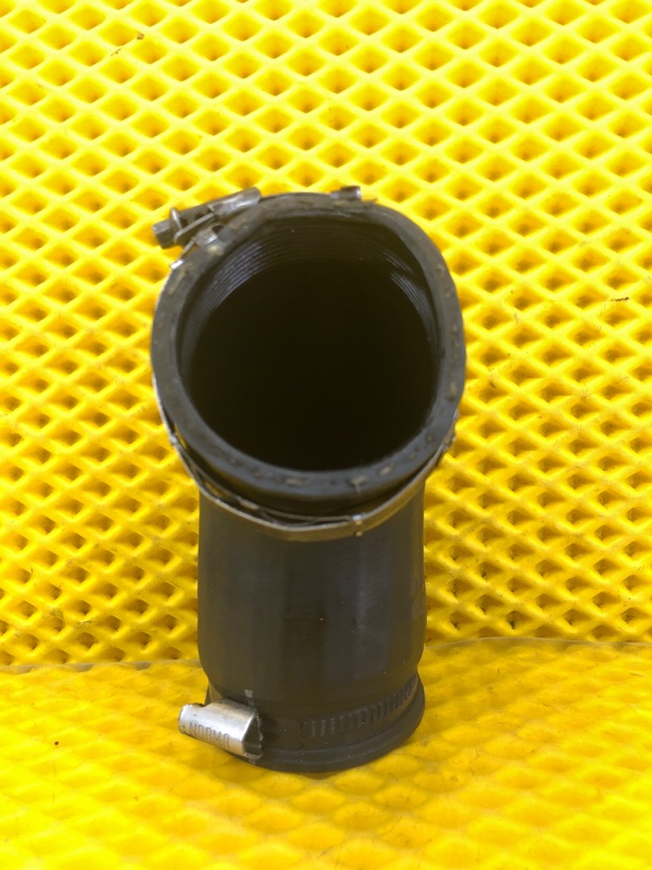 Патрубок интеркулера Volkswagen Tiguan 2013 5N1