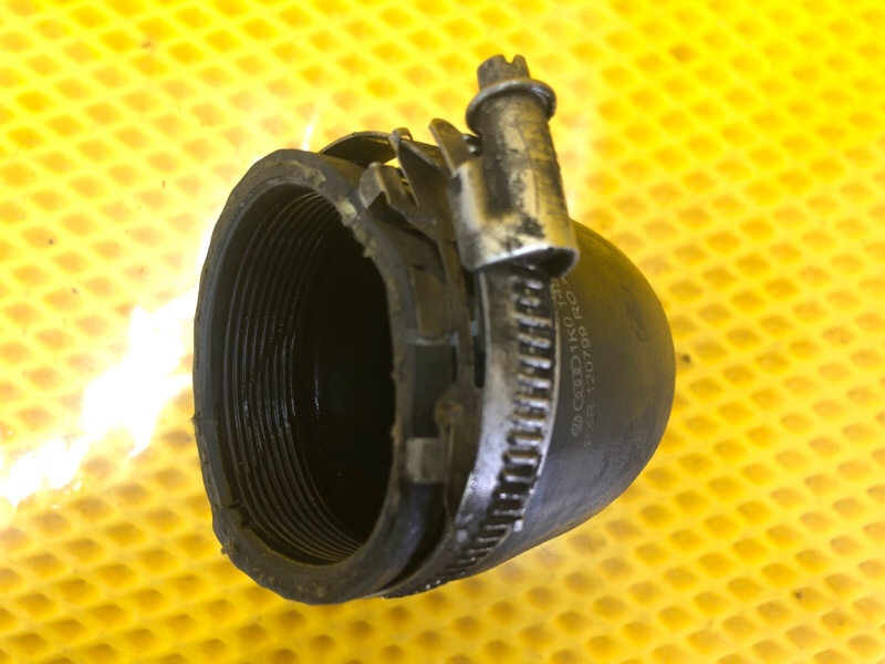 Патрубок интеркулера Volkswagen Tiguan 2013 5N1