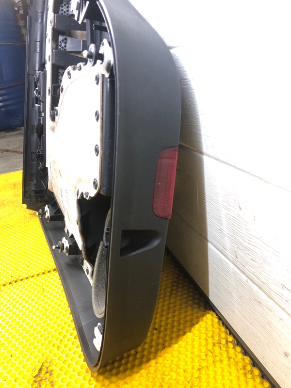 Обшивка двери задней левой Volkswagen Tiguan 2013 5N1