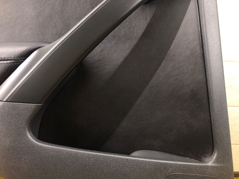 Обшивка двери задней левой Volkswagen Tiguan 2013 5N1