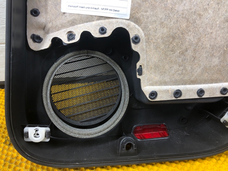 Обшивка двери задней левой Volkswagen Tiguan 2013 5N1