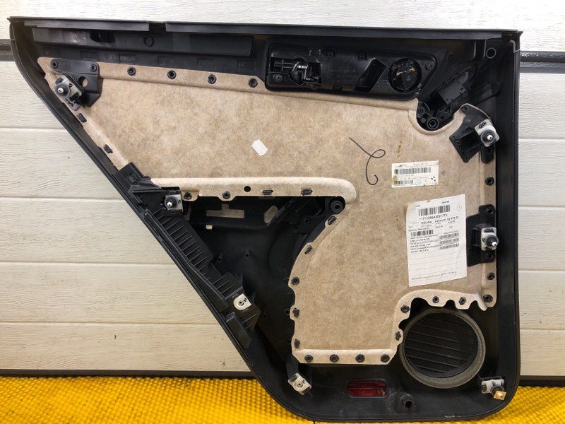 Обшивка двери (карта) Volkswagen Tiguan 2013 5N1