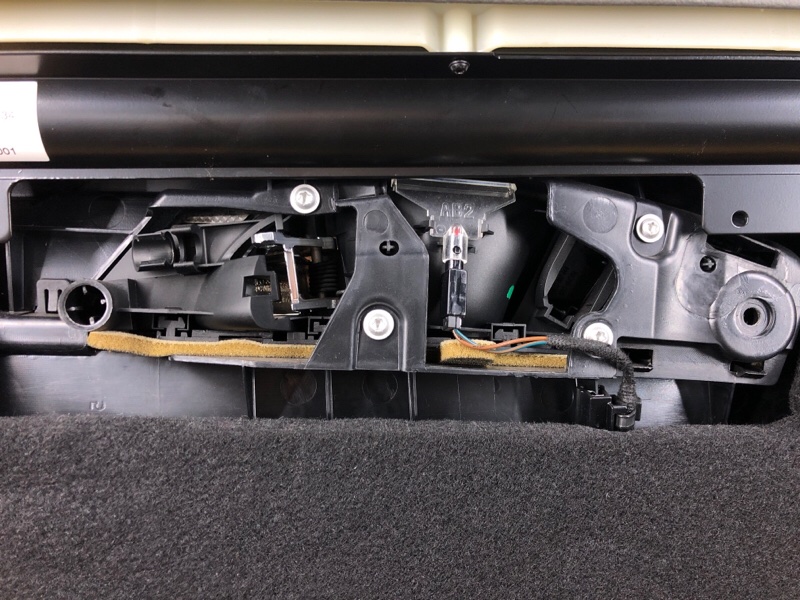 Обшивка двери (карта) Audi Q7 2014 4LB