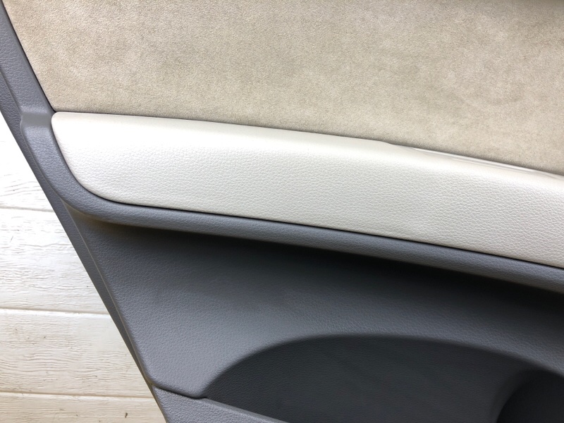 Обшивка двери (карта) Audi Q7 2014 4LB