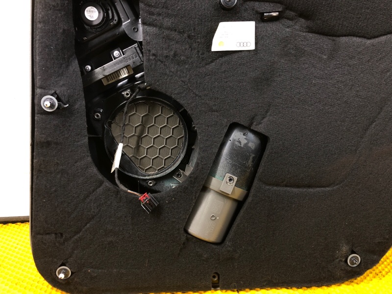 Обшивка двери (карта) Audi Q7 2014 4LB