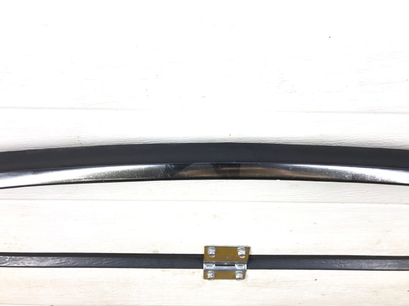 Молдинг стекла Mercedes-Benz E-Class 15.04.1998 W210