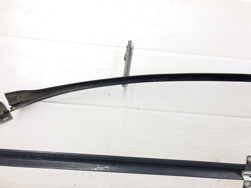 Молдинг стекла Mercedes-Benz E-Class 15.04.1998 W210