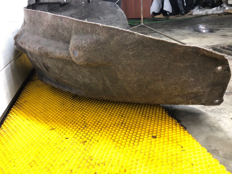 Подкрылок задний Audi Q7 2014 4LB