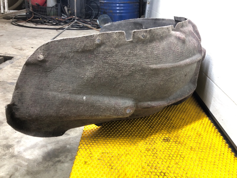 Подкрылок задний Audi Q7 2014 4LB