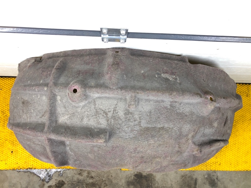 Подкрылок задний Audi Q7 2014 4LB